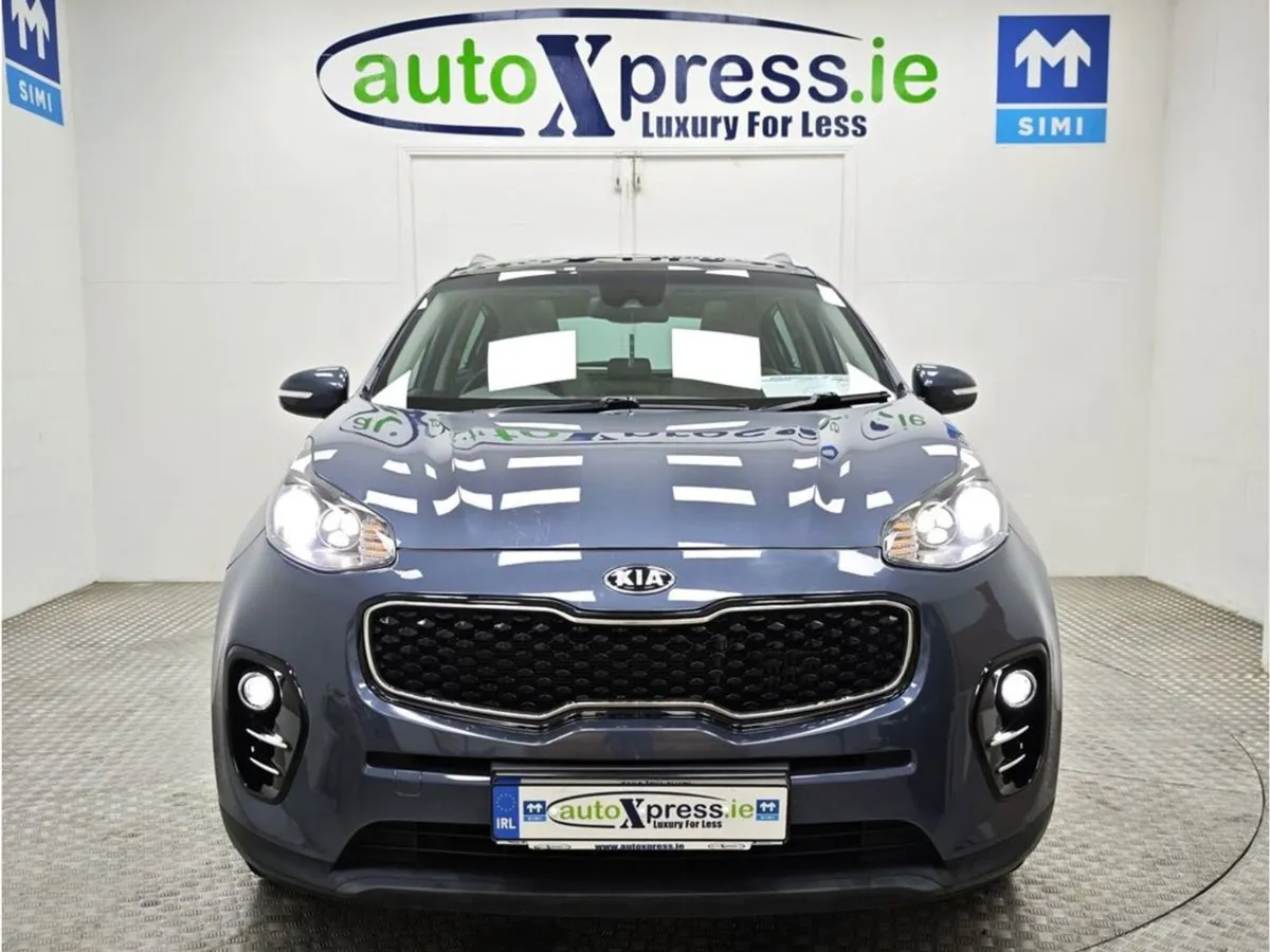 Kia Sportage 1.7 DCT Automatic  Panoramic Roof  R - Image 3