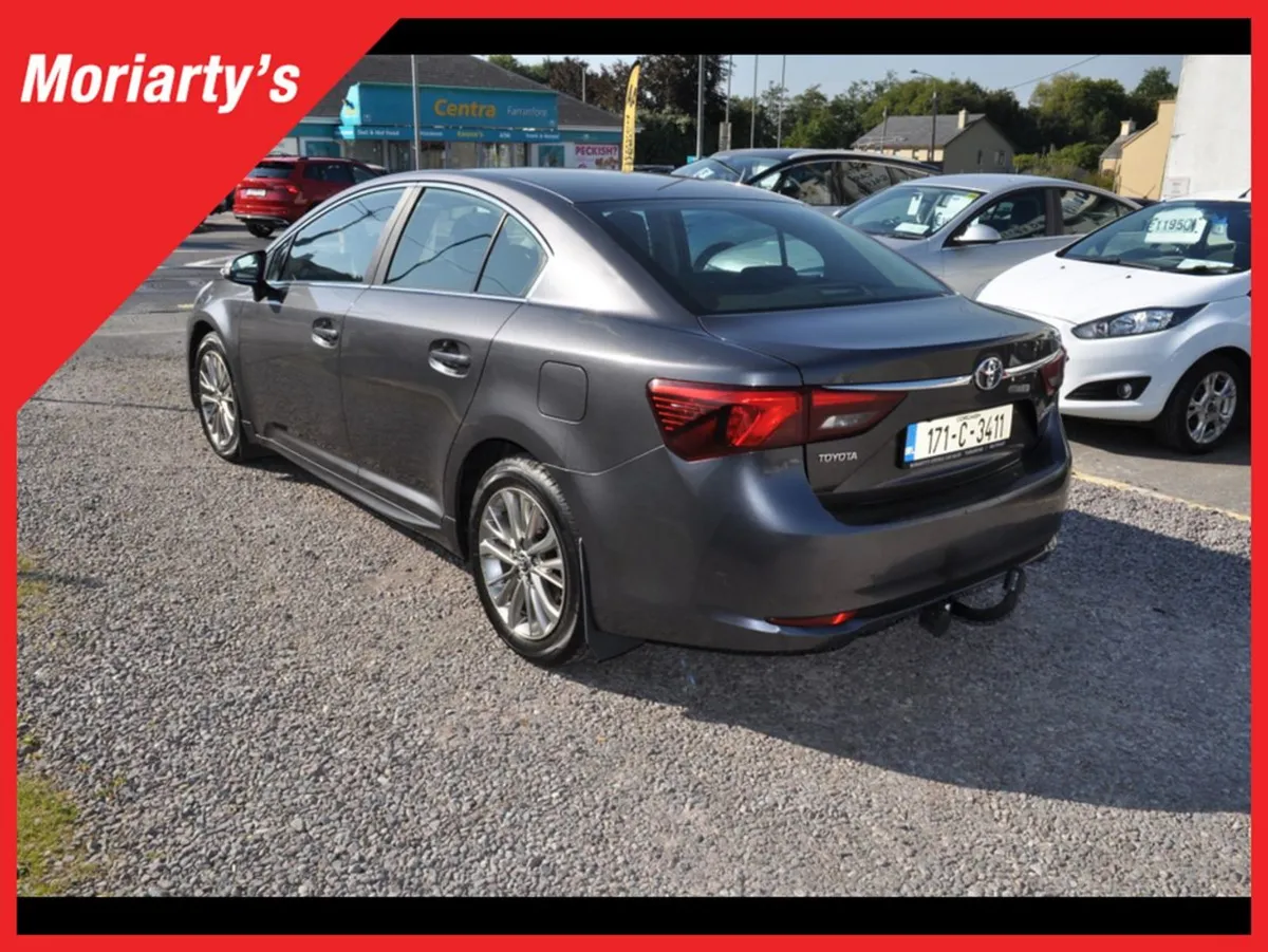 Toyota Avensis 2.0 D Luna 4DR - Image 4