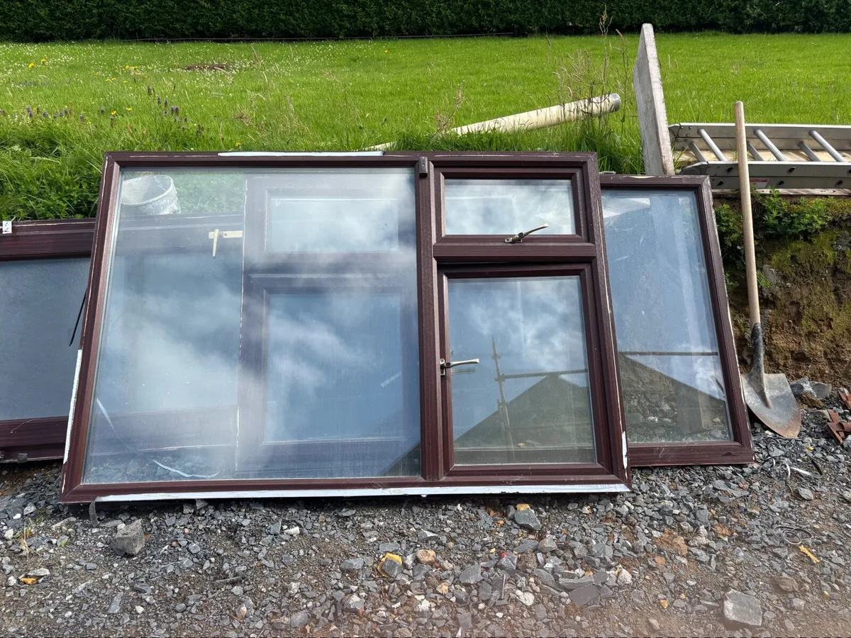 House windows & front door & french doors - Image 2