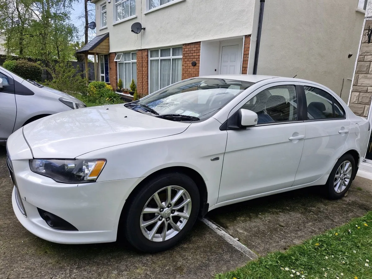 Mitsubishi Lancer 2015 - Image 4