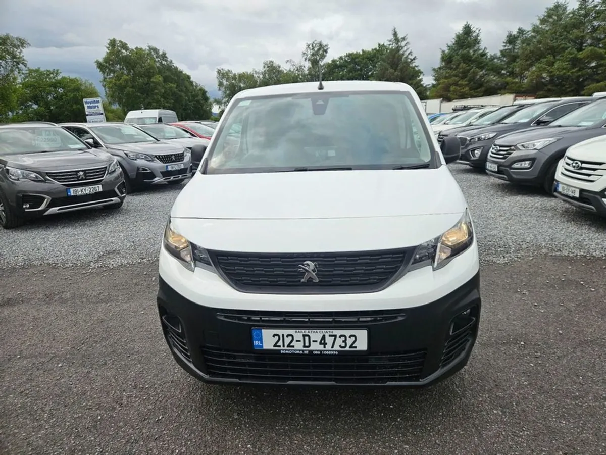 Peugeot Partner Professional Plus 1.5 Blue HDI - Image 2