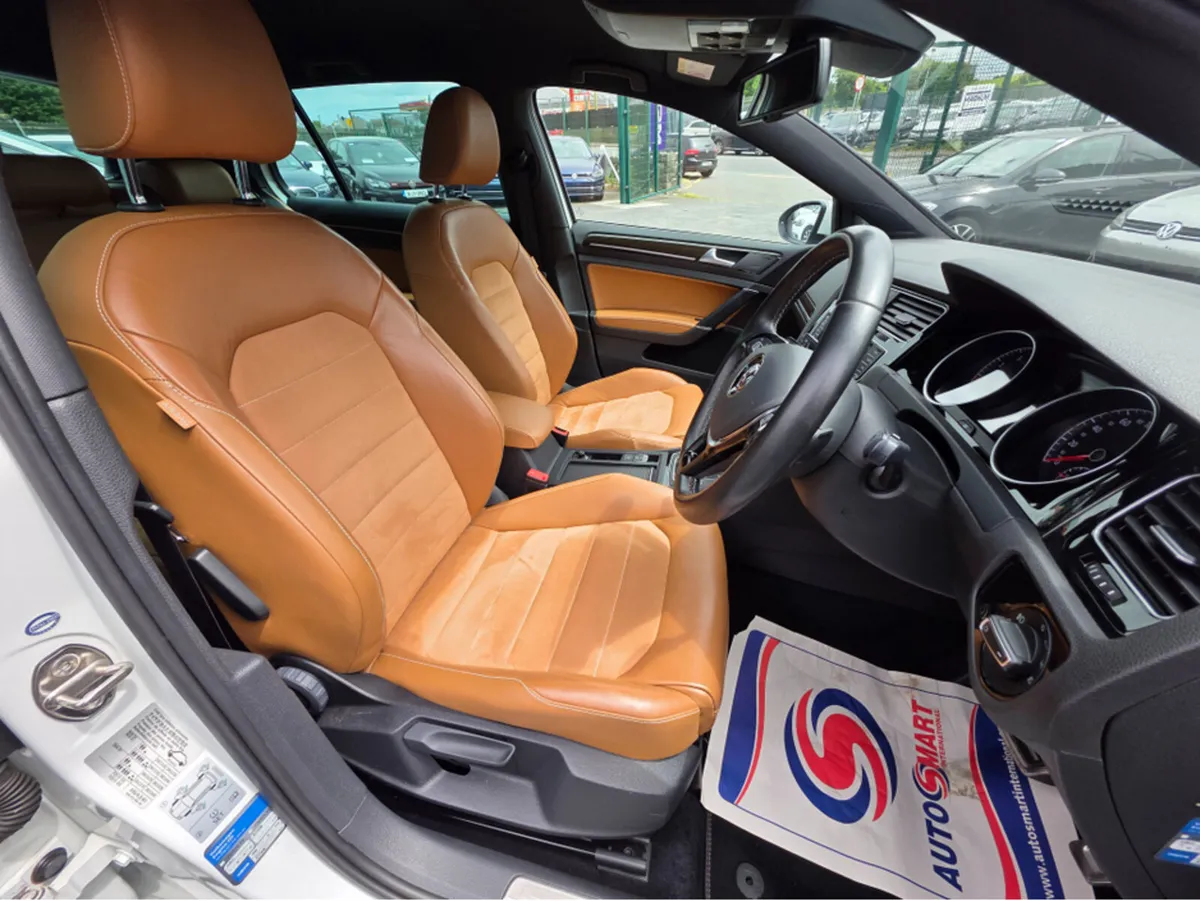 Volkswagen Golf (142 REG ) HIGHLINE TAN LEATHER MI - Image 2