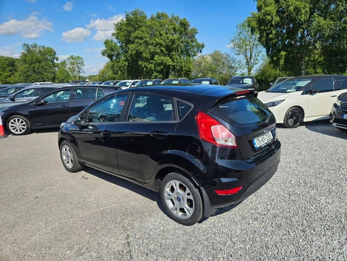 Ford Fiesta MCA Zetec 1.25 60ps M5 4DR - Image 2