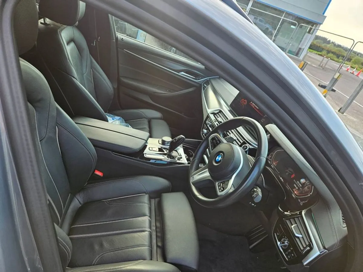 BMW 5 Series 520D M Sport Pro 5tma 4DR Auto - Image 3
