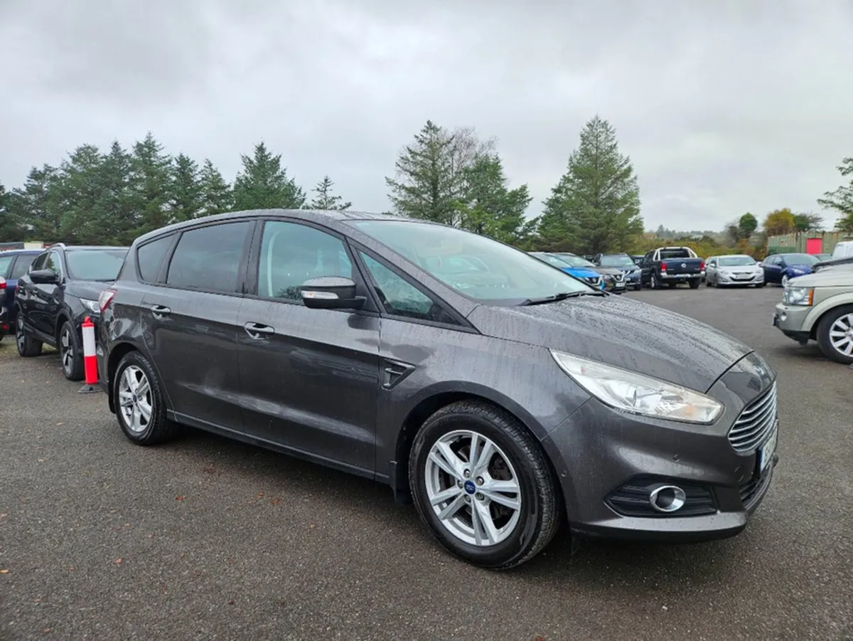 Ford S-Max Zetec 2.0 Tdci 120PS 4DR - Image 3