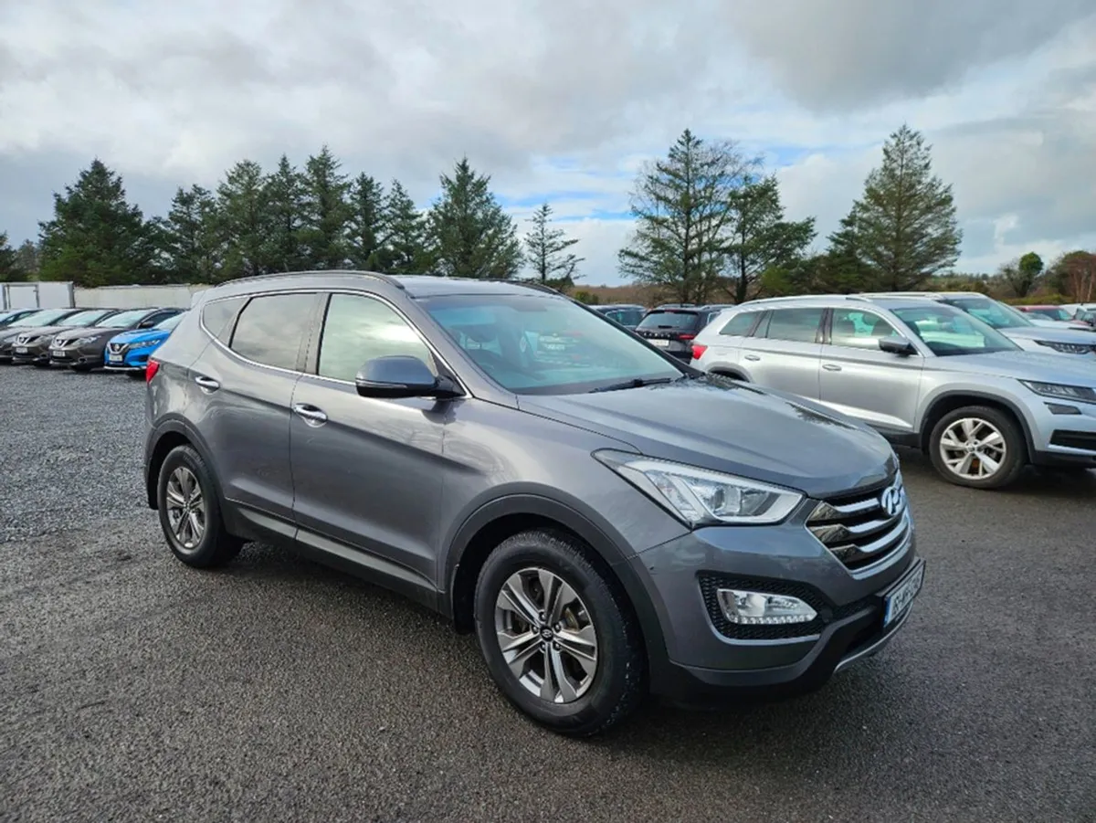 Hyundai Santa Fe 4WD Executive 4DR - Image 1