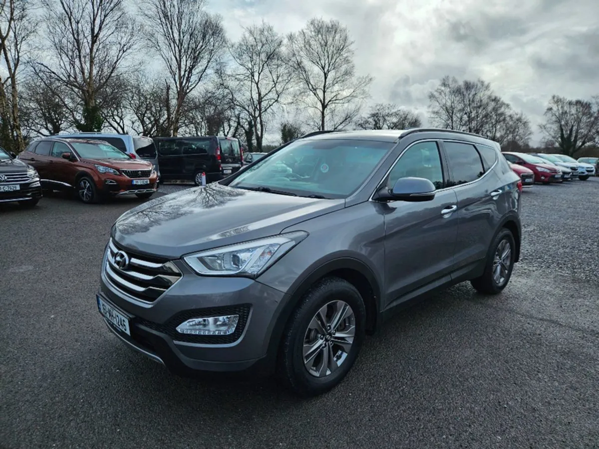 Hyundai Santa Fe 4WD Executive 4DR - Image 3