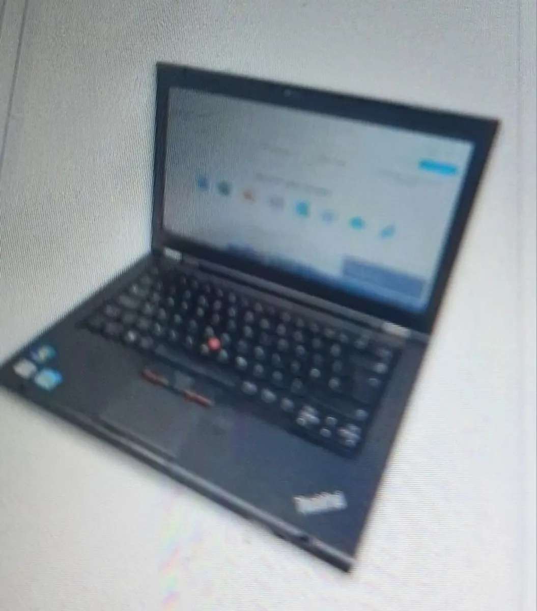 Lenovo x240 Thinkpad Laptop - Image 2
