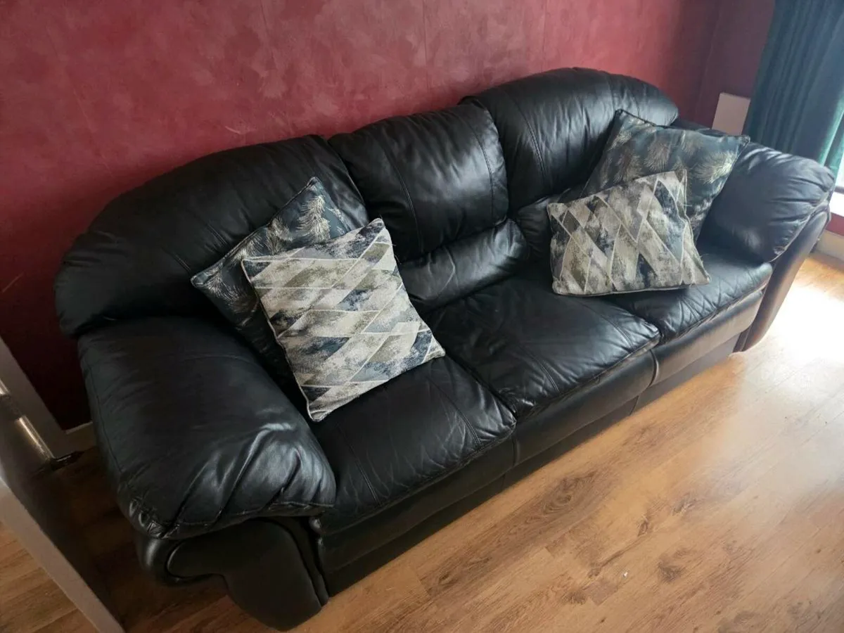 Three piece couch to take away for free. - Image 1