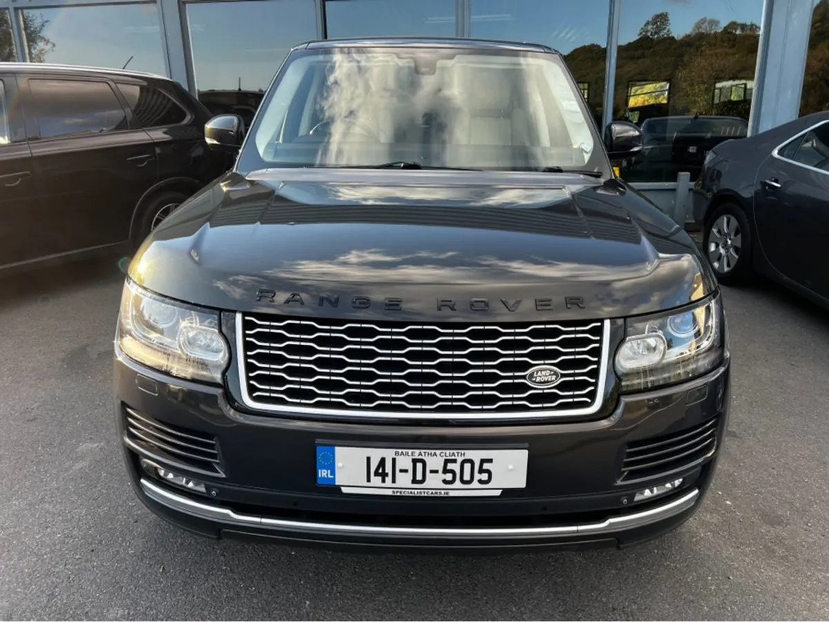 Land Rover Range Rover Vogue Huge Spec LG L405 3. - Image 2