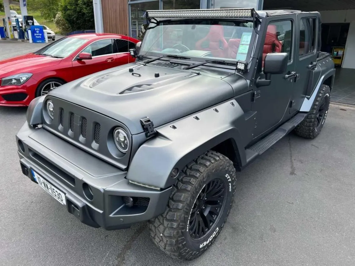 Jeep Wrangler Ultimate CRD 2.8 Chelsea Truck Comp - Image 4