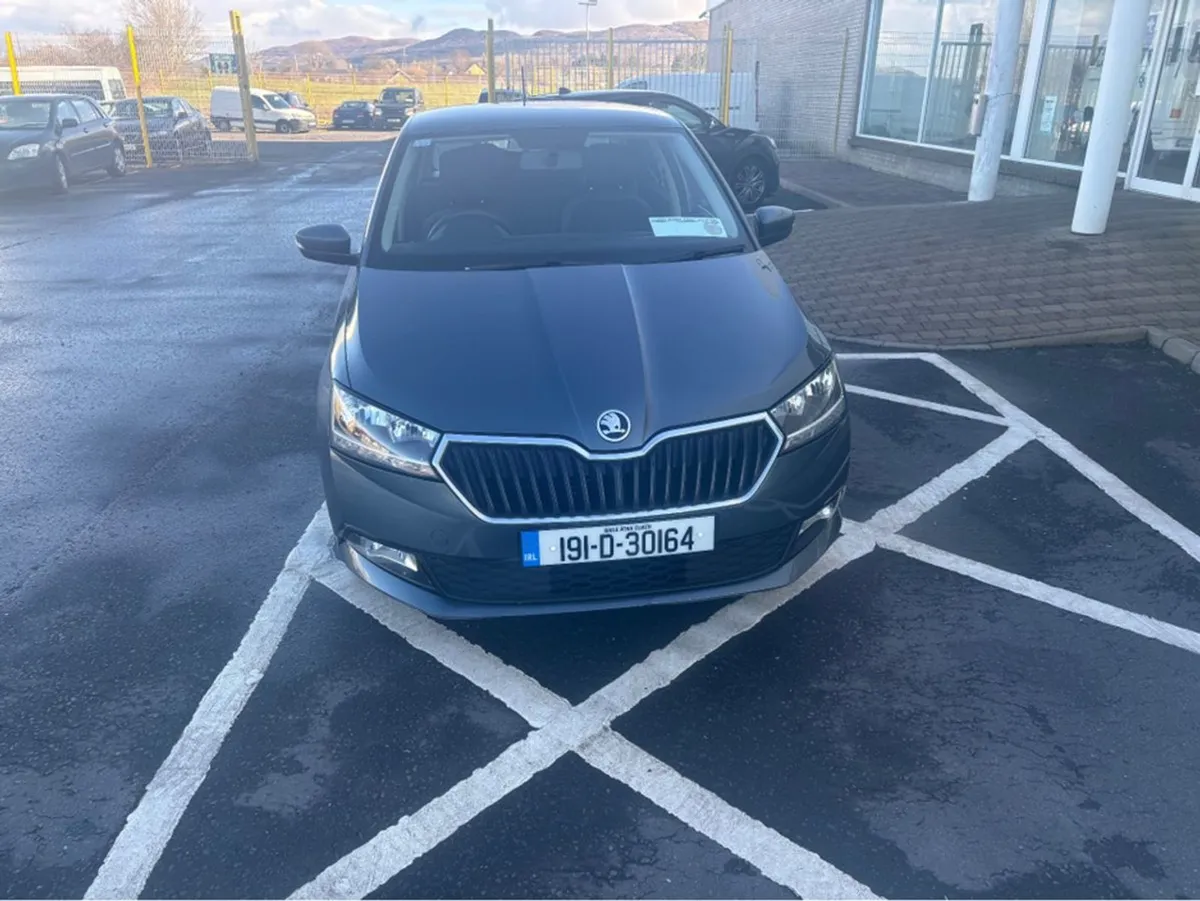 Skoda Fabia Ambition 1.0 MPI 75hp 4DR - Image 3