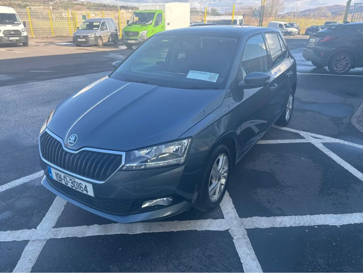 Skoda Fabia Ambition 1.0 MPI 75hp 4DR - Image 4