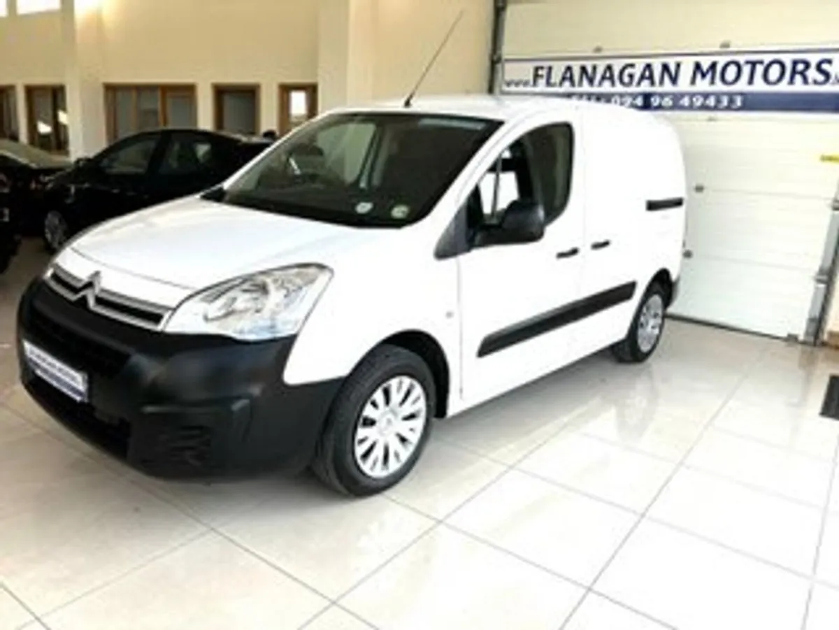 Citroen Berlingo LX Bluehdi 75 625KG S SWB One Ow - Image 2
