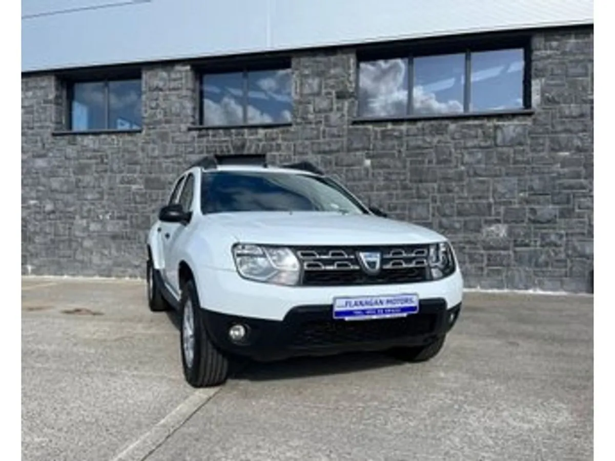 Dacia Duster Commercial Alternative 5DR One Owner - Image 3