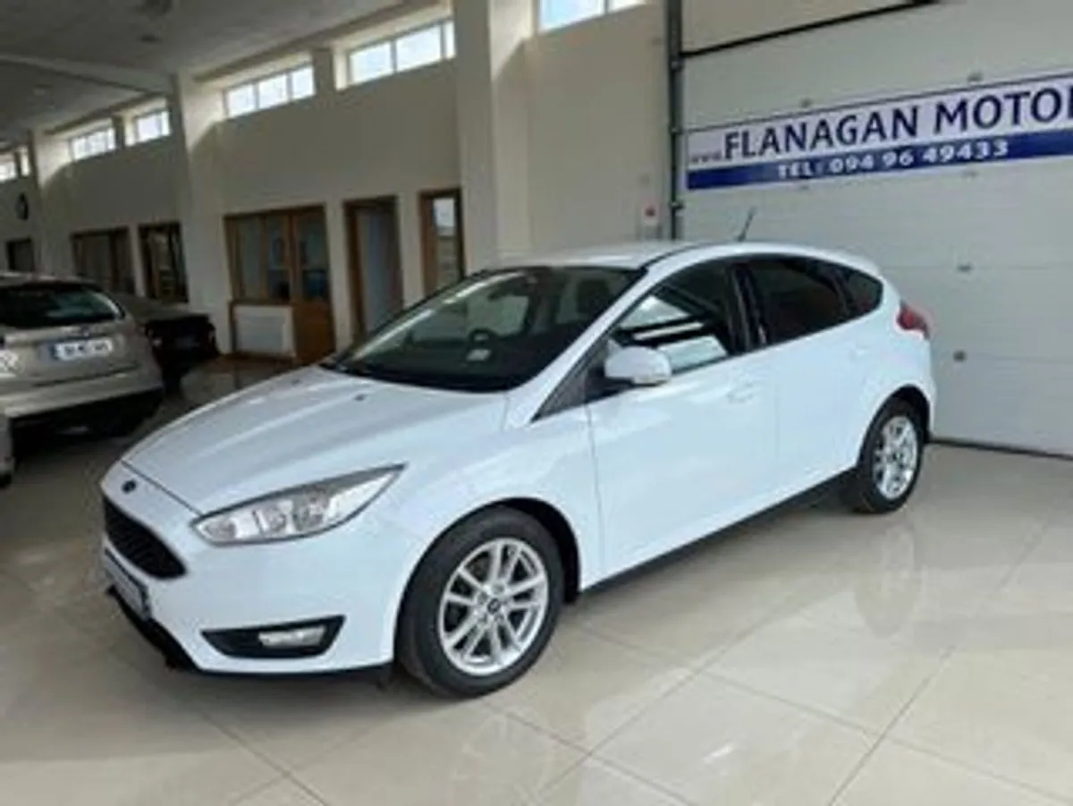 Ford Focus Style 1.5 TD 95ps 6speed 5DR - Image 2