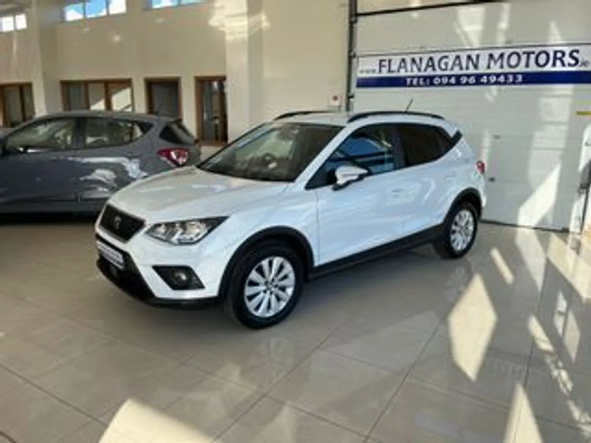 SEAT Arona 1.6 TDI 95bhp SE 5DR One Owner - Image 2