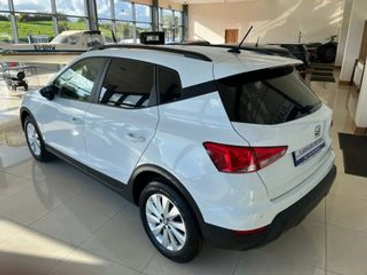 SEAT Arona 1.6 TDI 95bhp SE 5DR One Owner - Image 4