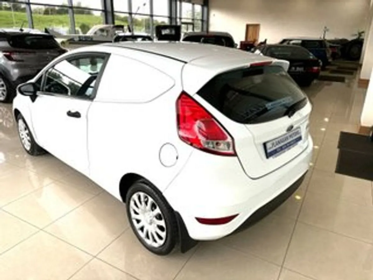 Ford Fiesta 1.5 TDCI 75ps Base VAN 2DR - Image 3