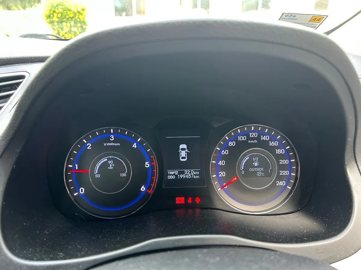 Hyundai i40 2012 - Image 4