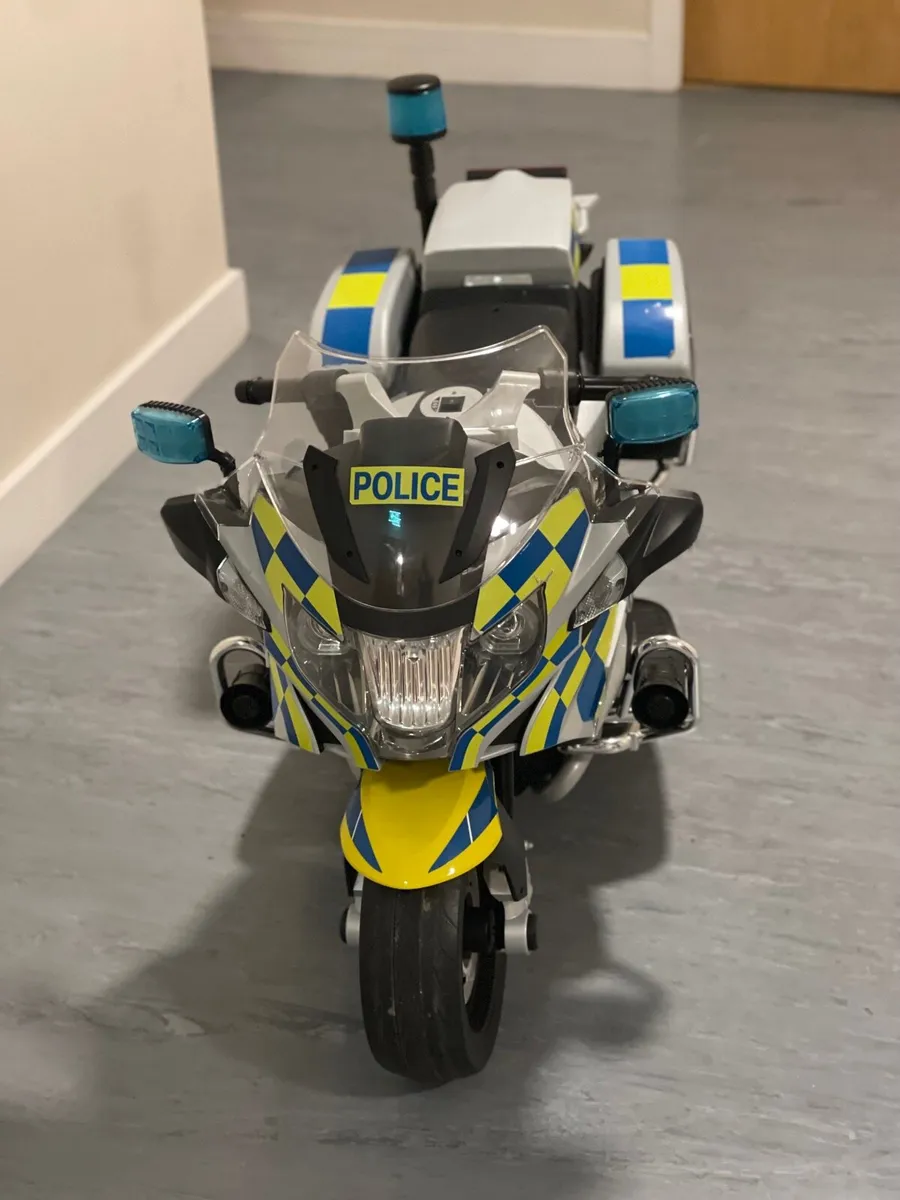 BMW Police Motorcycle 12V Ride On - Image 1