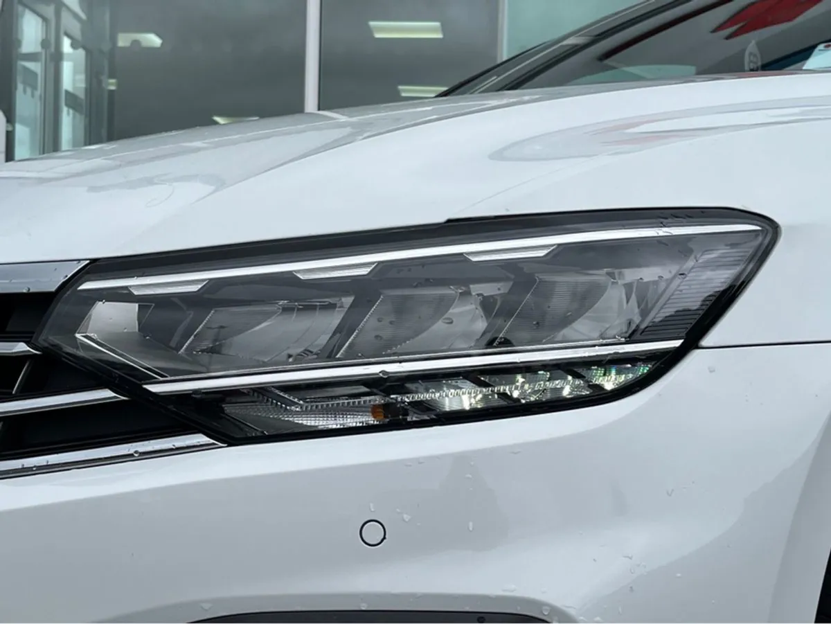 Volkswagen Passat 2.0 TDI R Line 150PS 4DR Auto - Image 3