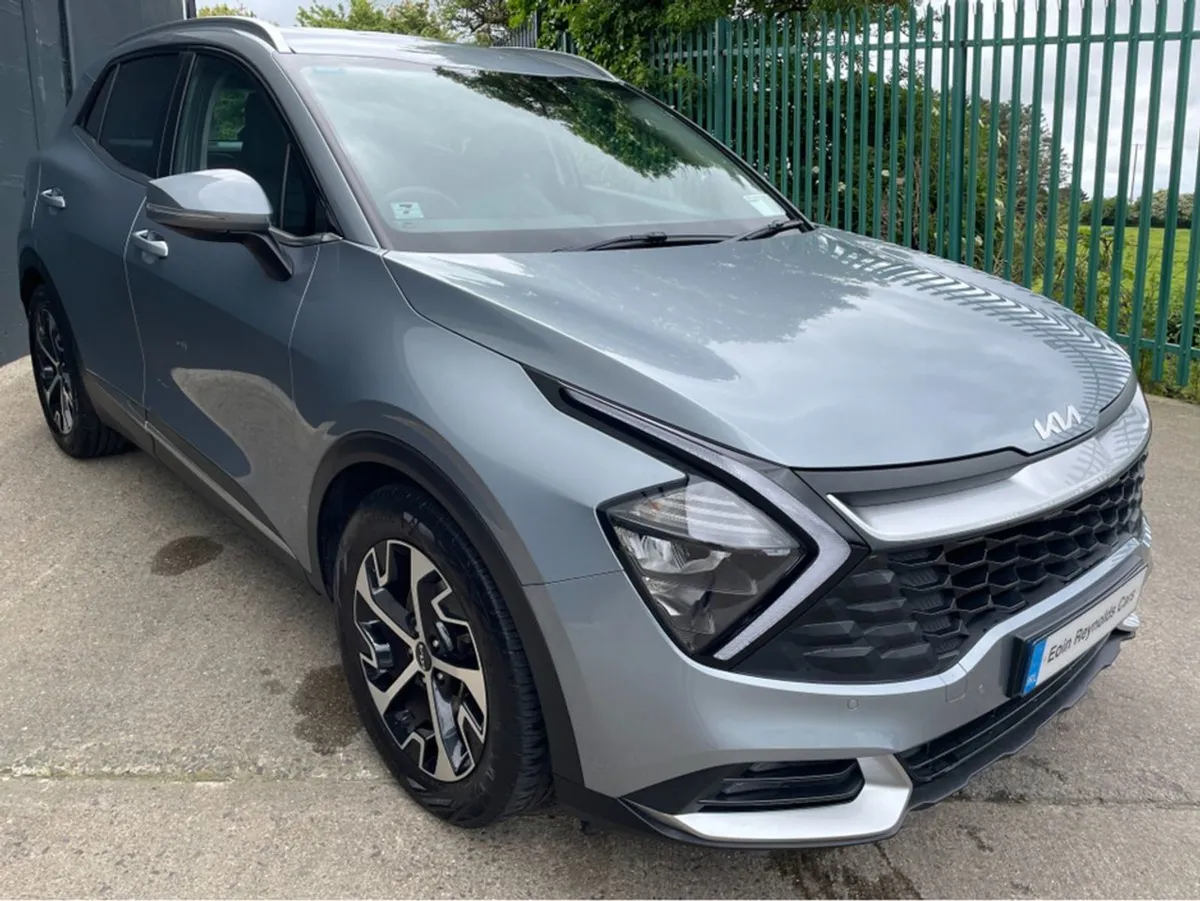 Kia Sportage 231 D K3 Crdi Mhev AS New  Low Kms - Image 2