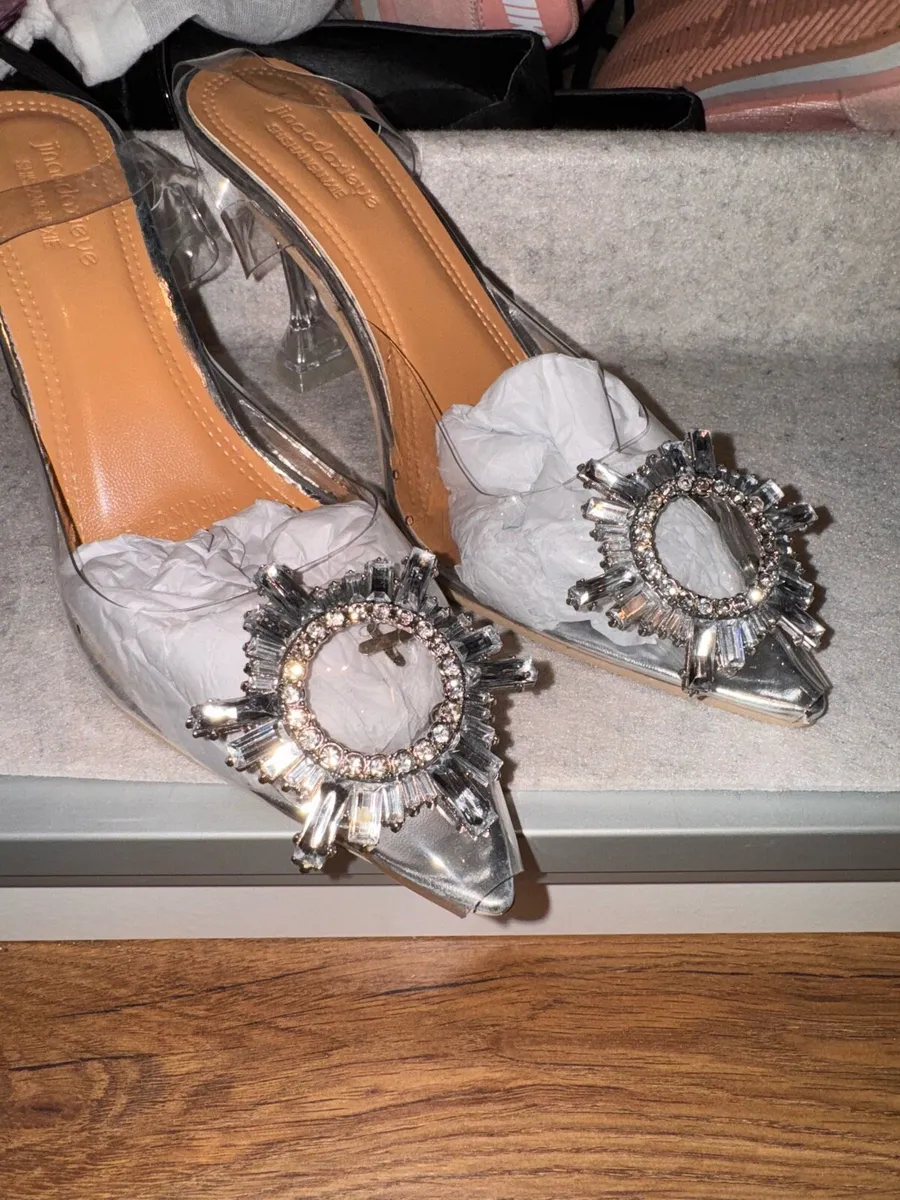 Women Heels - Image 1