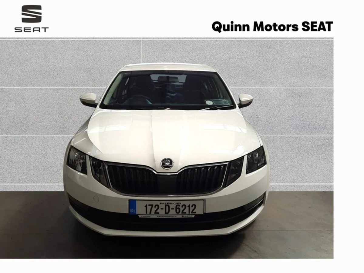 Skoda Octavia 1.6 TDI Active 90hp 4DR - Image 2