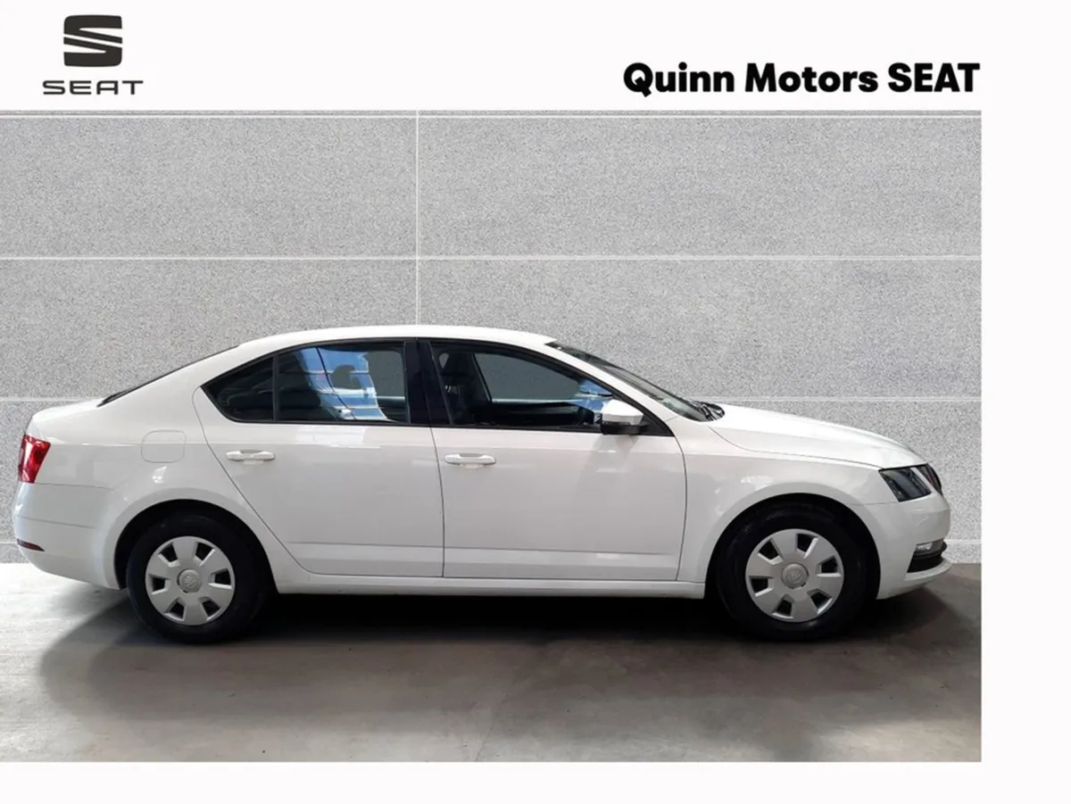 Skoda Octavia 1.6 TDI Active 90hp 4DR - Image 3