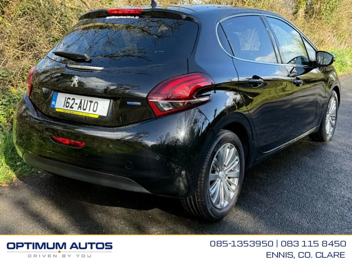 Peugeot 208 Automatic 1.2 Petrol - Image 3