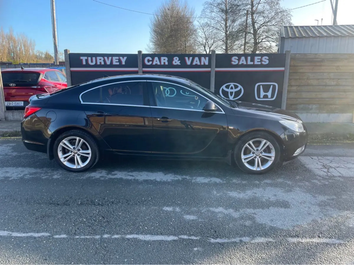 Vauxhall Insignia 2.0 Cdti Exclusive 157BHP 5DR - Image 3