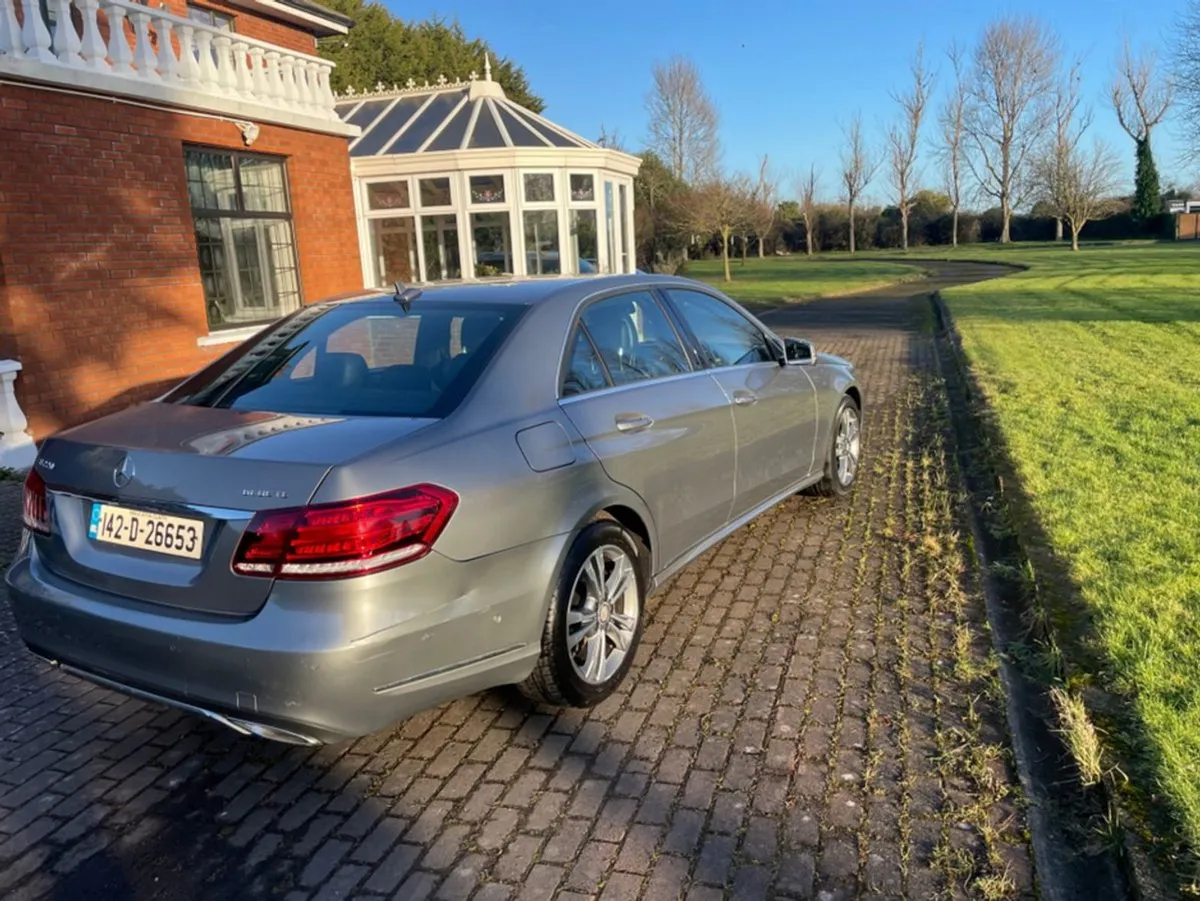 Mercedes-Benz E-Class E Series Bluetec SE 4DR Aut - Image 4