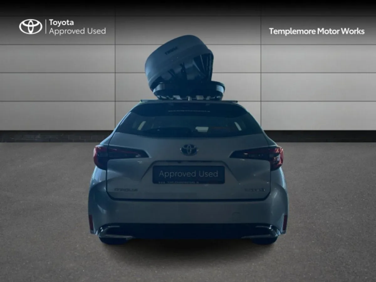 Toyota Corolla 1.8 Litre Hybrid - Image 4