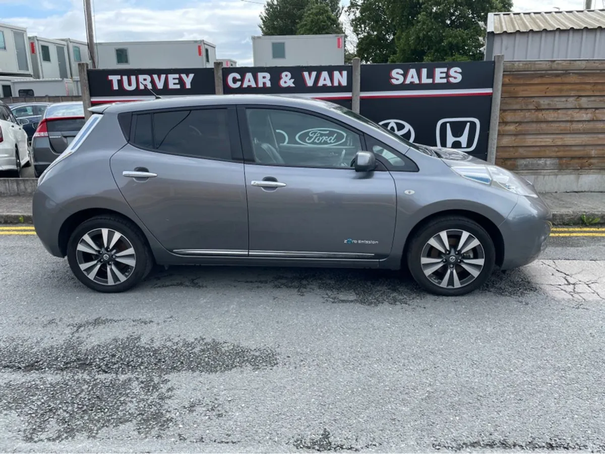 Nissan Leaf E Tekna 5DR Electric - Image 3
