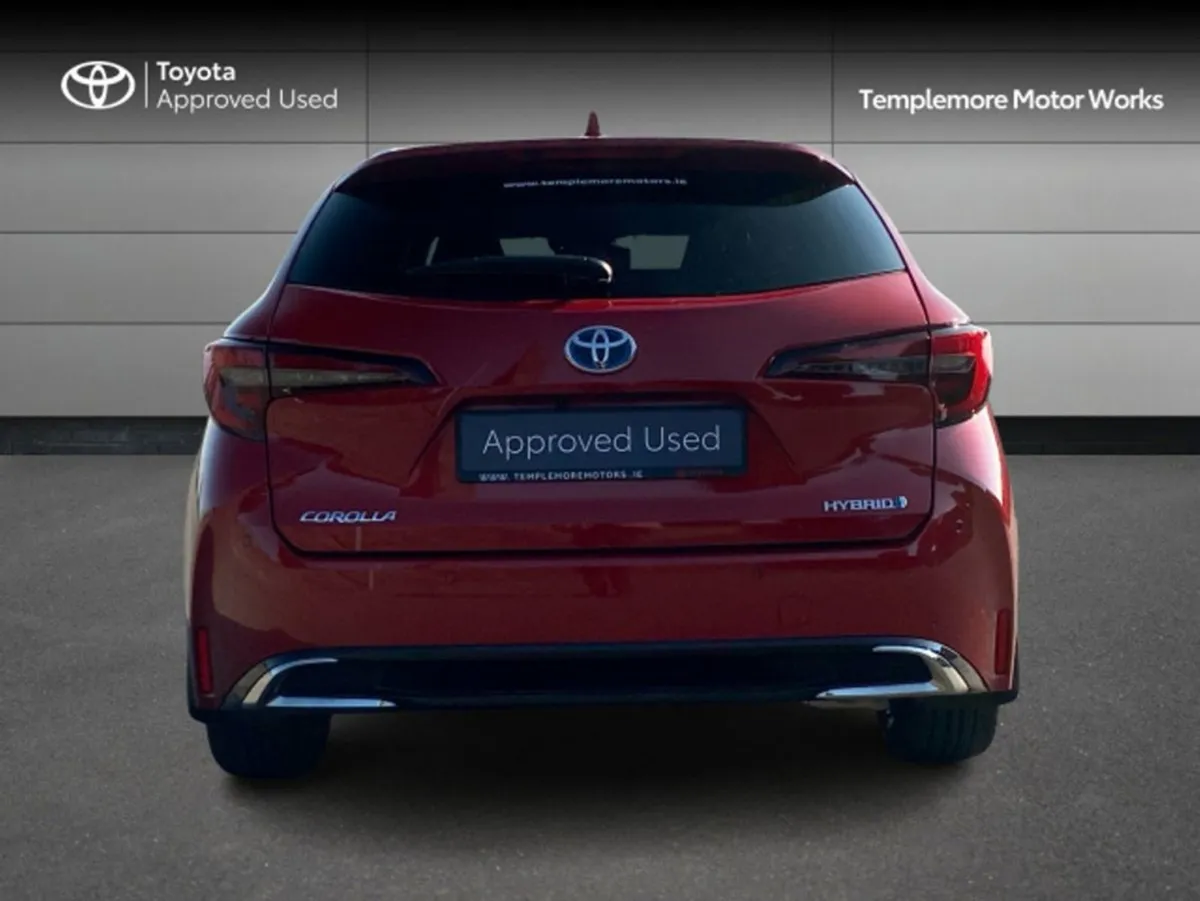 Toyota Corolla 1.8 Litre Hybrid - Image 4