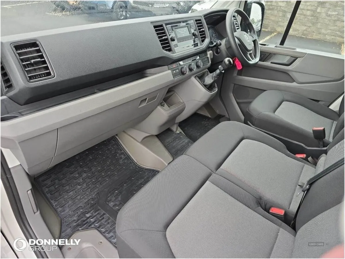 Volkswagen Crafter 2.0 TDI 102PS Startline High R - Image 2