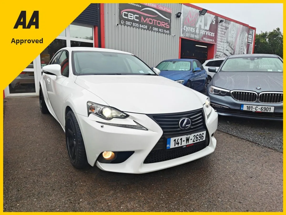 Lexus IS300h 2014 Is300h Auto Hybrid - Image 3