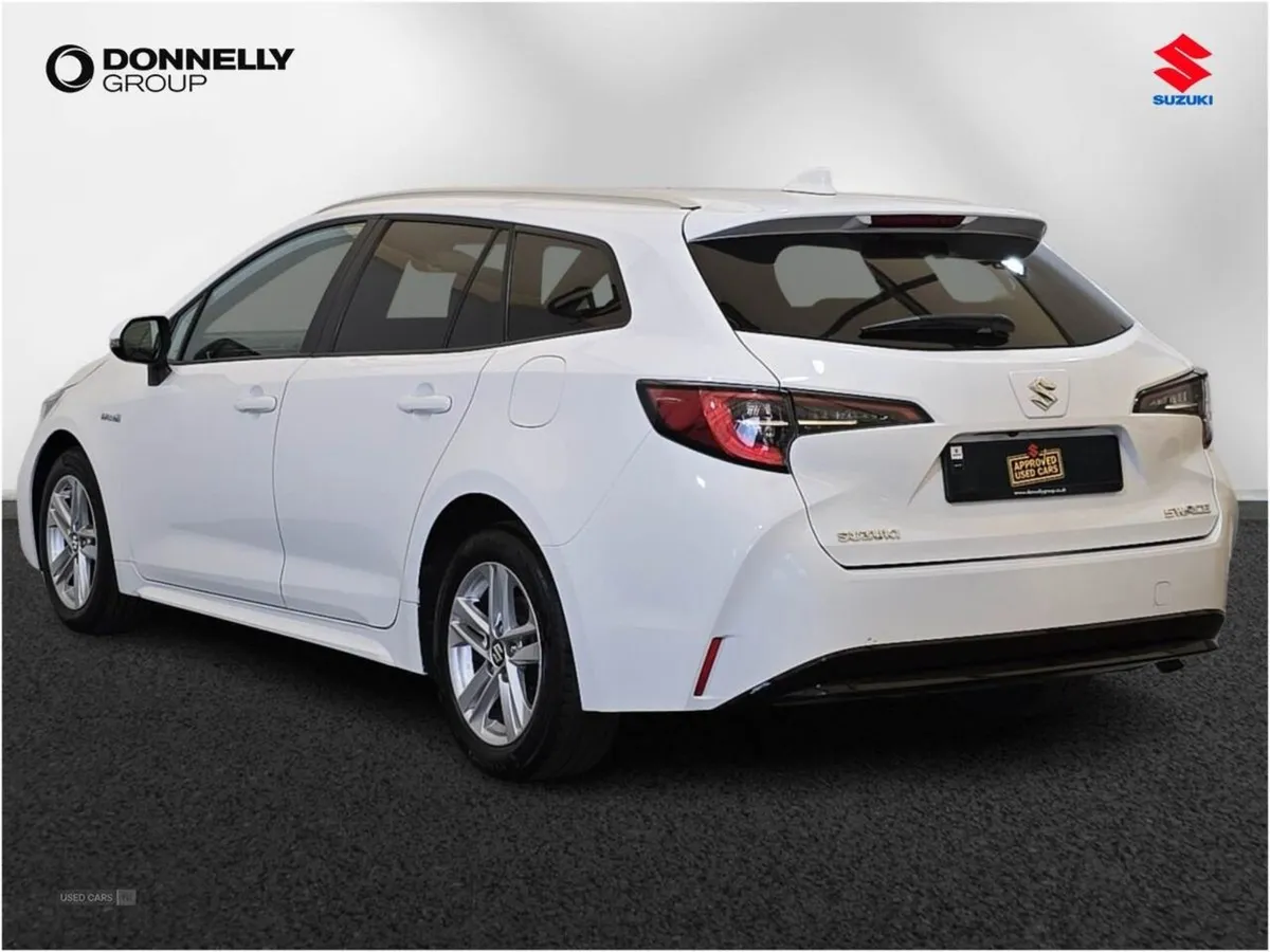 Suzuki Swace 1.8 Hybrid Sz-t 5dr CVT - Image 2