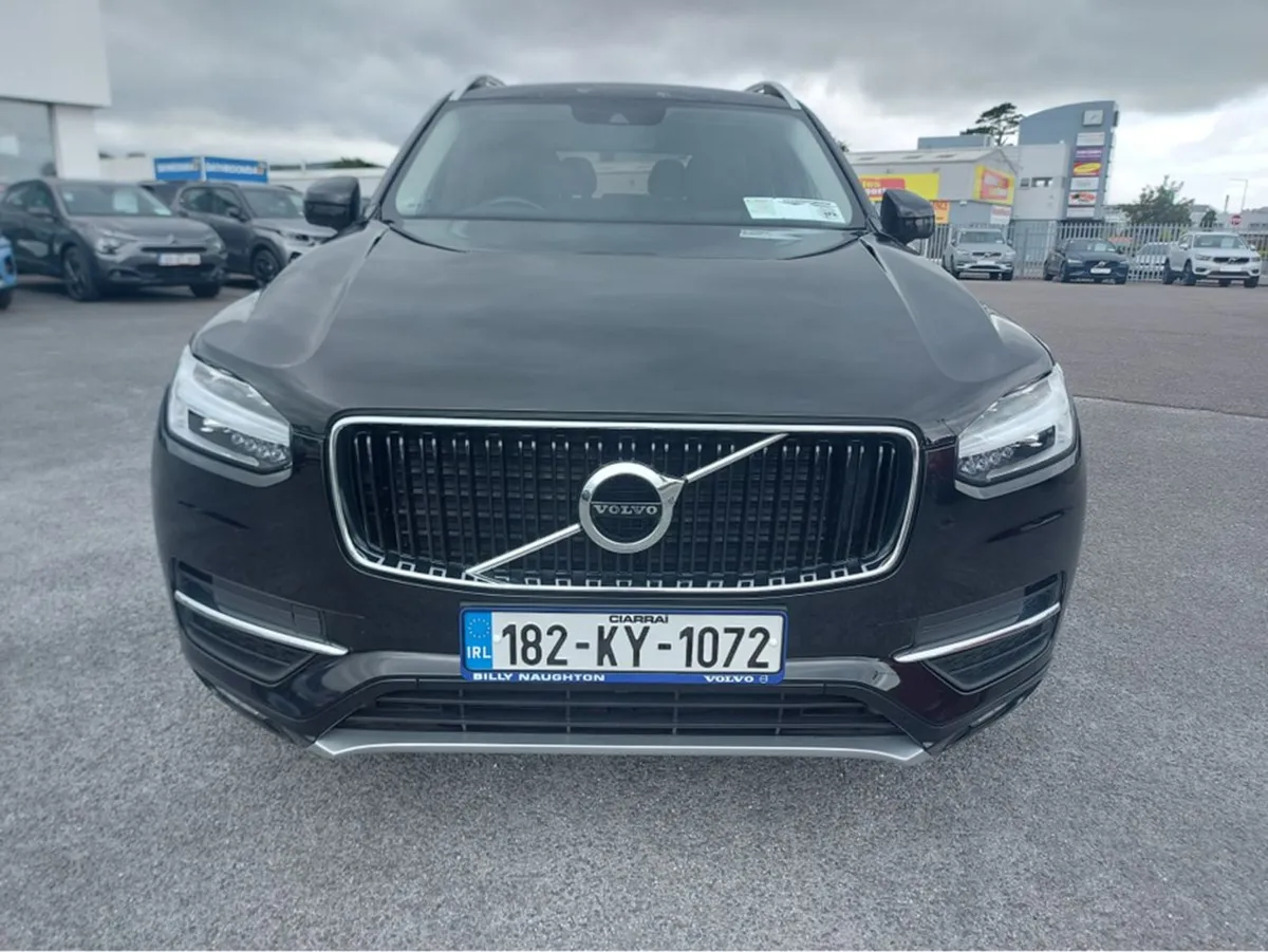 Volvo XC90 D5 AWD Momentum 5DR Auto - Image 2
