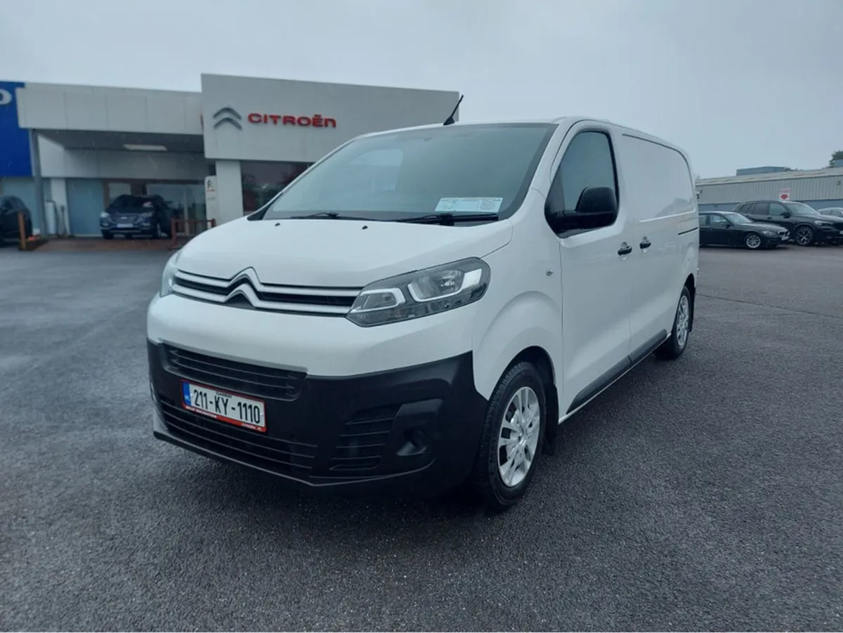 Citroen Dispatch MWB 1.5 Bluehdi 100 1 1000KG 4DR - Image 1