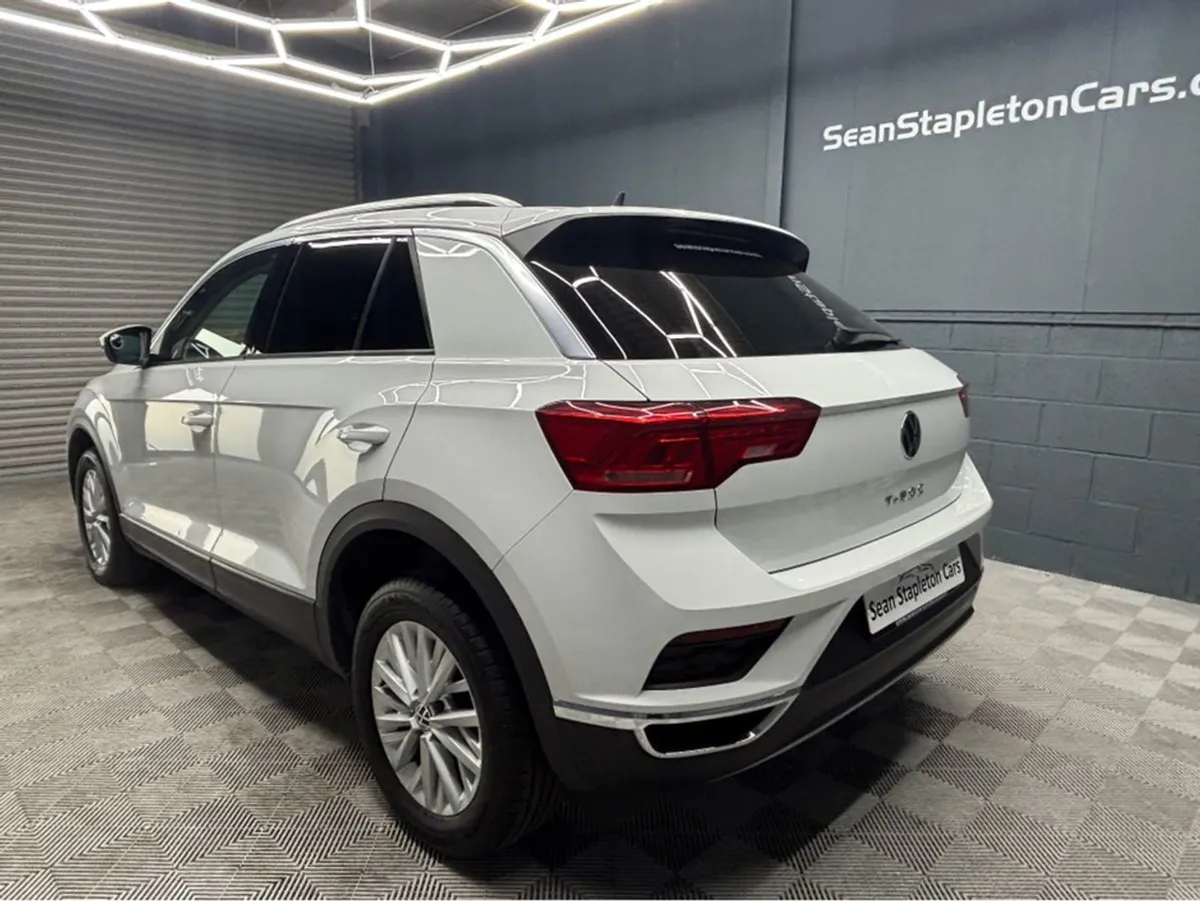 Volkswagen T-Roc Commercial 2.0 TDI Manual 6speed - Image 4