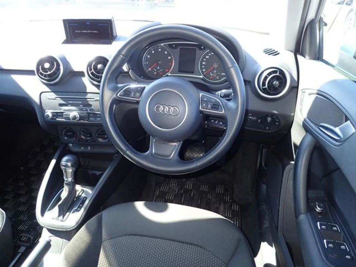 Audi A1 1.0 Tfsi - Image 2