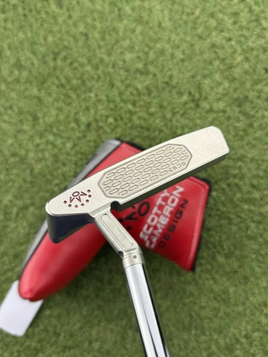 SCOTTY CAMERON STUDIO STYLE NEWPORT 2.5+ 2025 - Image 3
