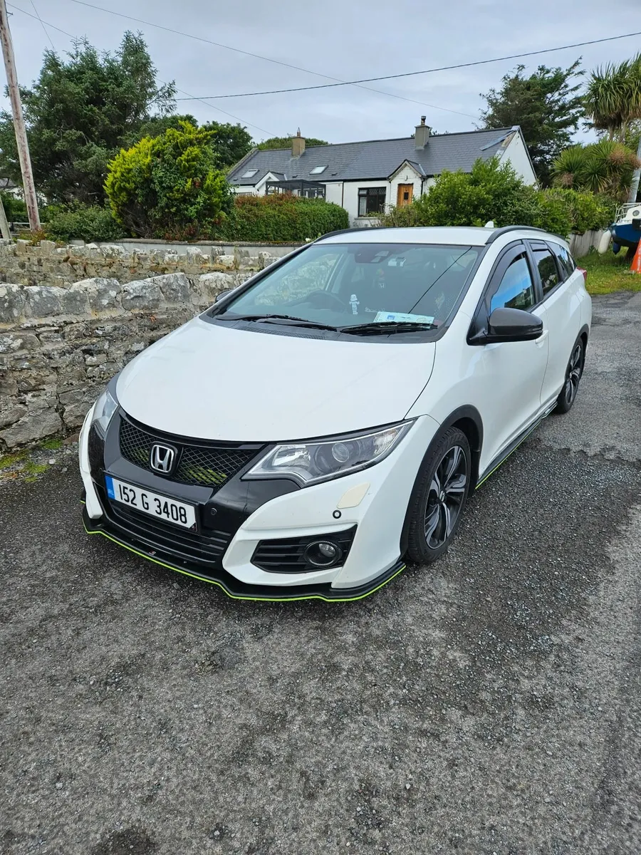 Honda Civic 2015 sport Tourer - Image 1