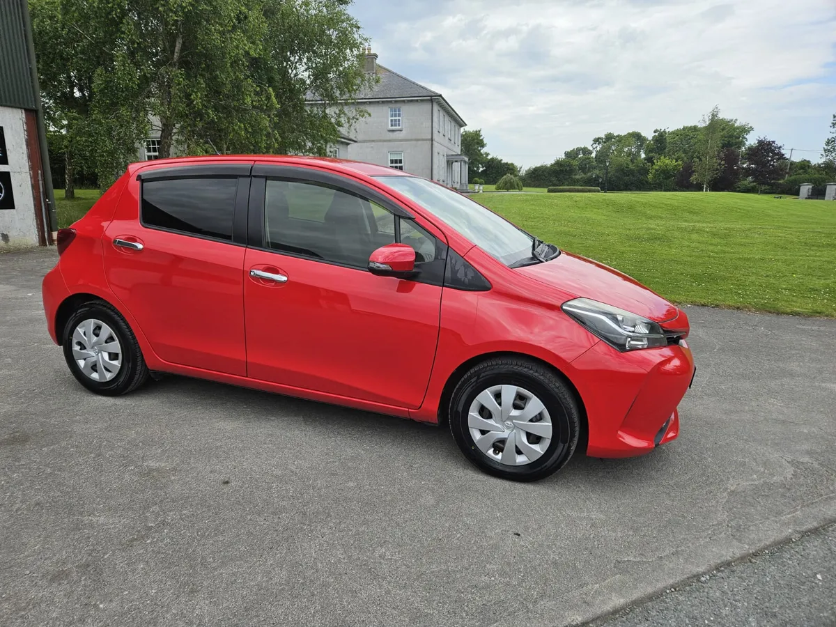 TOYOTA VITZ/YARIS/1.3PETROL/AUTO.PUSH START BUTTON - Image 4