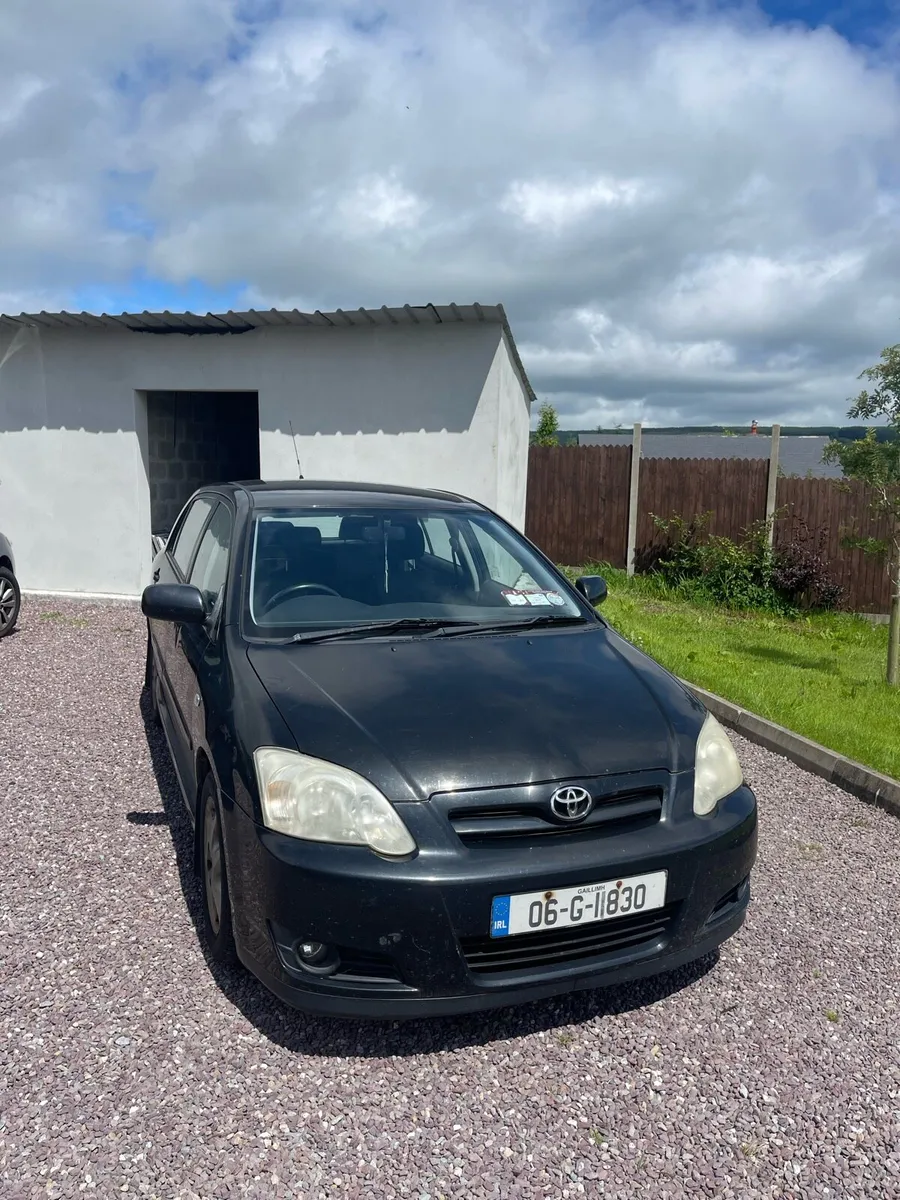 2006 Black Toyota Corolla - Image 1