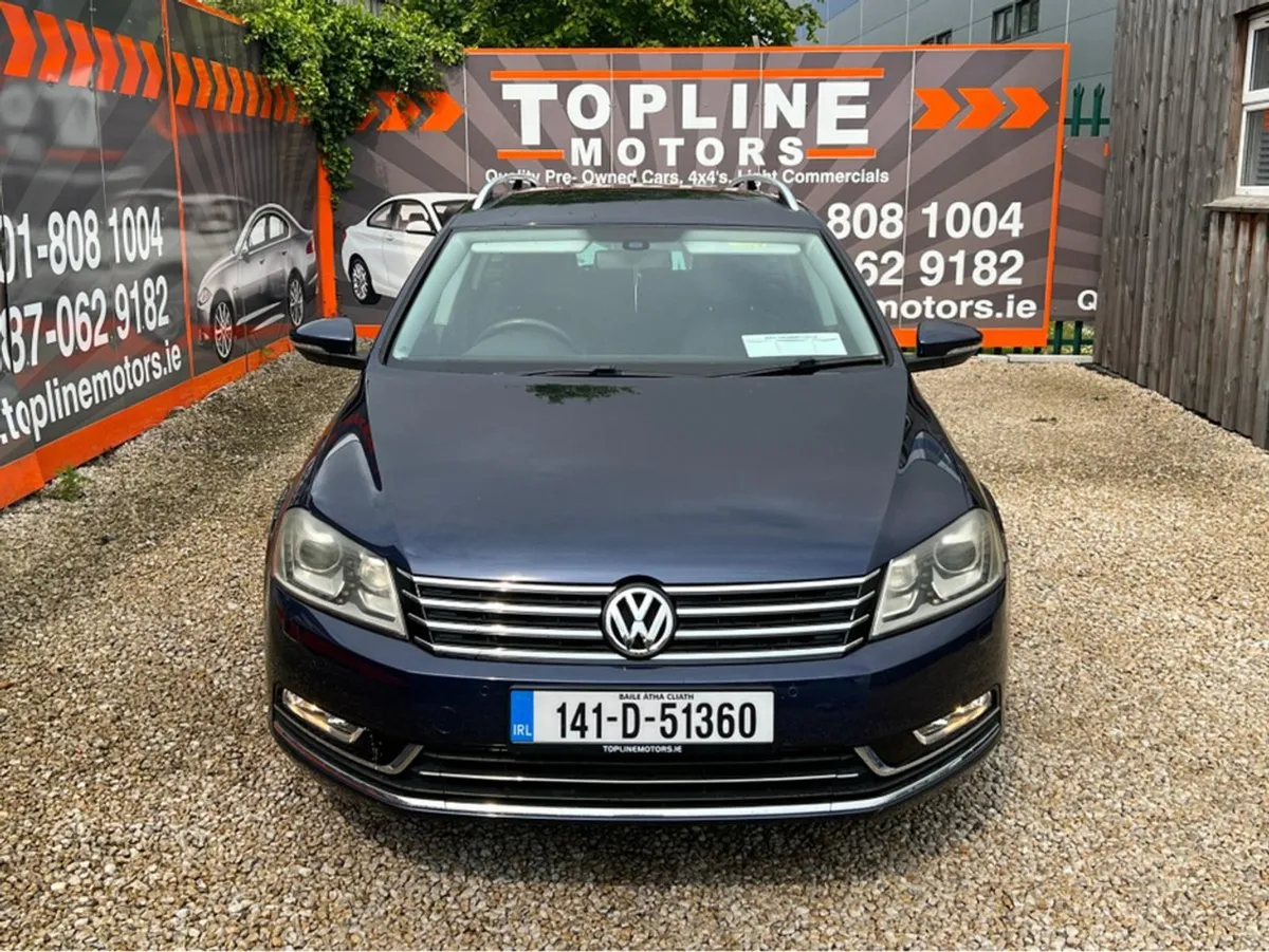 Volkswagen Passat  auto//full Black Leather//low - Image 4