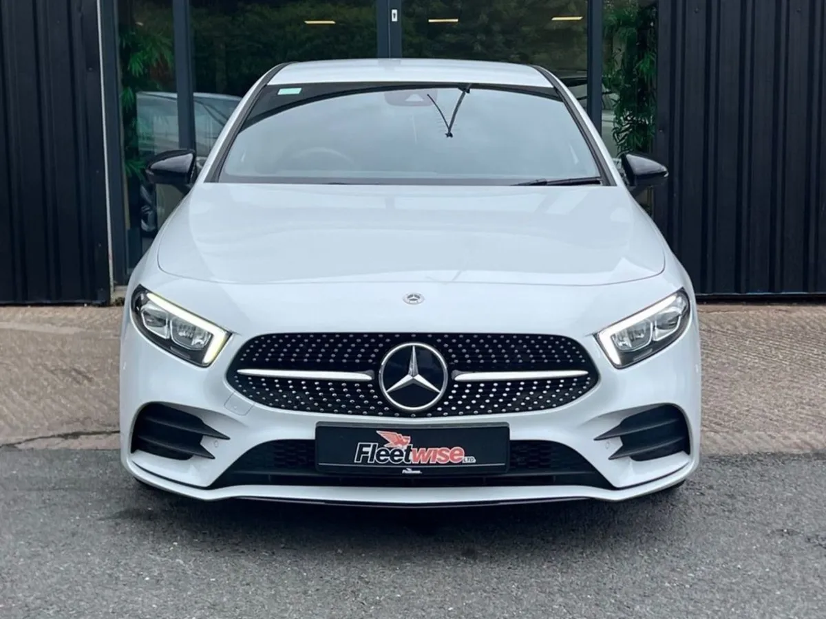 Mercedes-Benz A-Class 1.3 A180 AMG Line (executiv - Image 2