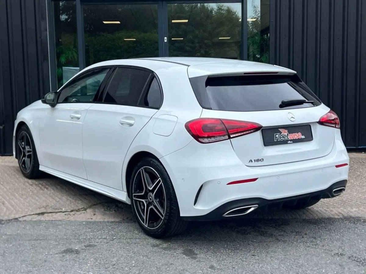 Mercedes-Benz A-Class 1.3 A180 AMG Line (executiv - Image 4